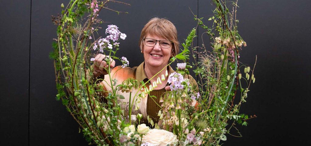 Angela Turner wins Gold at Chelsea Flower Show 2024